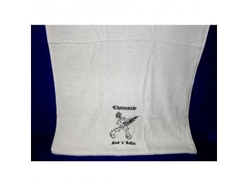 Besticktes Duschtuch Chainsaw Rock n Roller